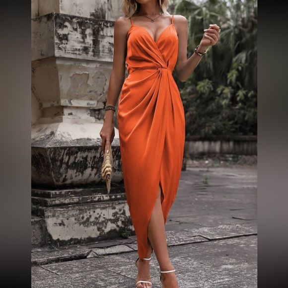 Luxe twist front cami  dress - Picture 15 of 16